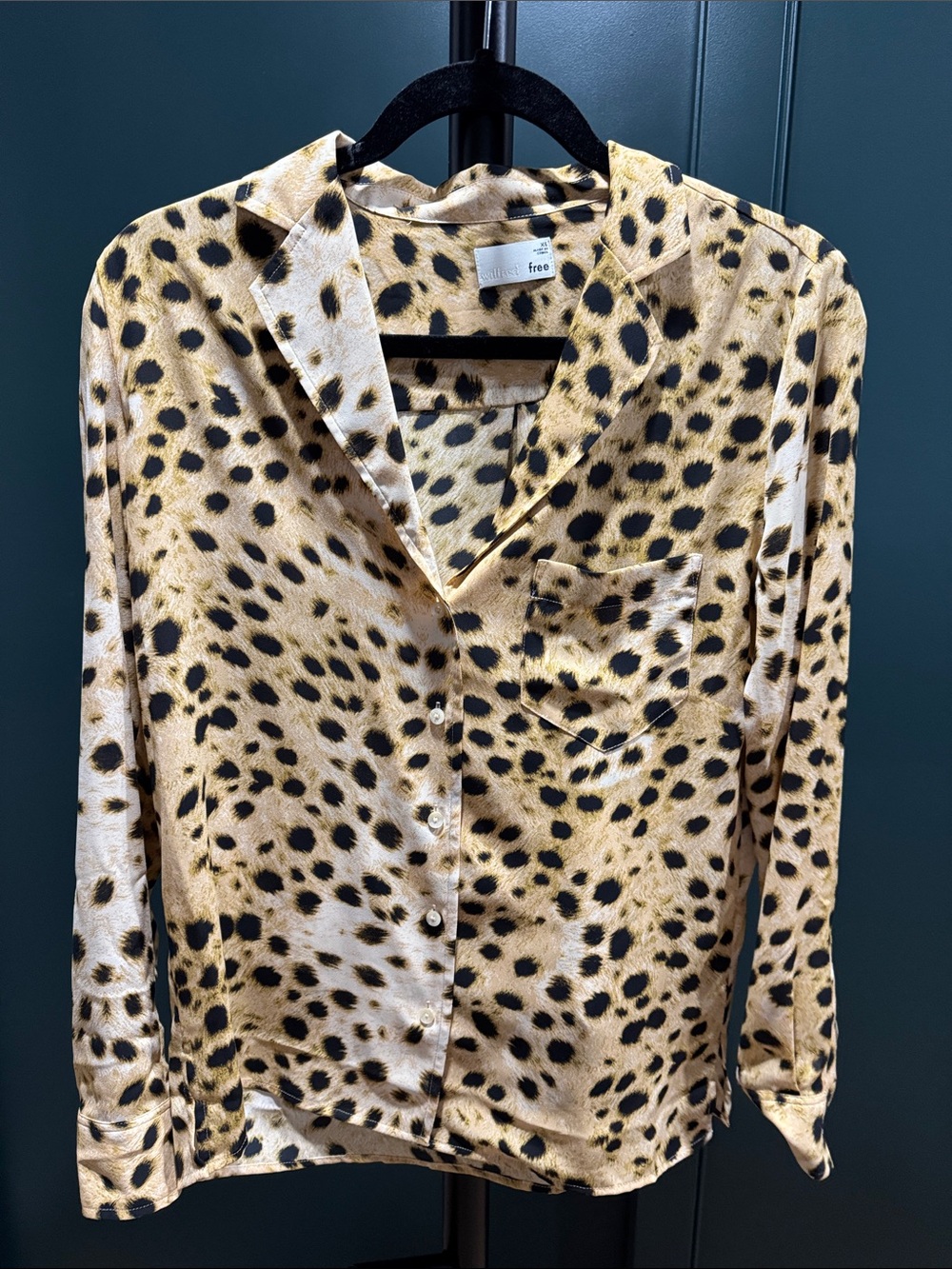 Wilfred Leopard Print Satin Button-Up Blouse in Tan and Black